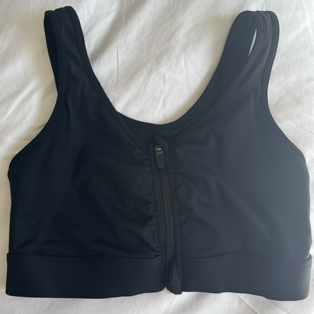 Medium sports bra